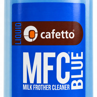 Cafetto BLUE DAILY Milk Frother Cleaner 1 Litre, close-up of the label
